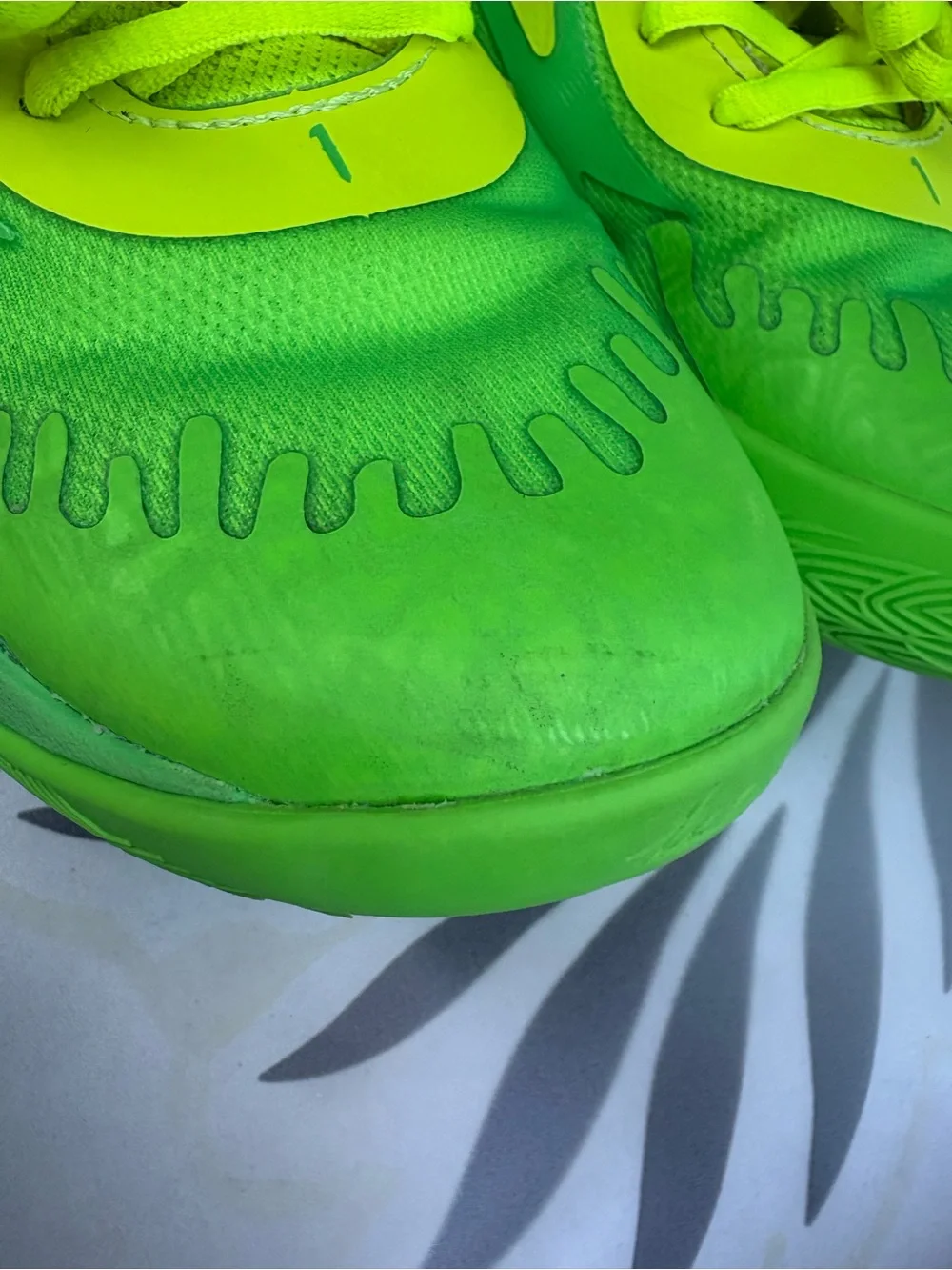 Puma Nickelodeon Bright Neon Green Kids Sneakers size 3